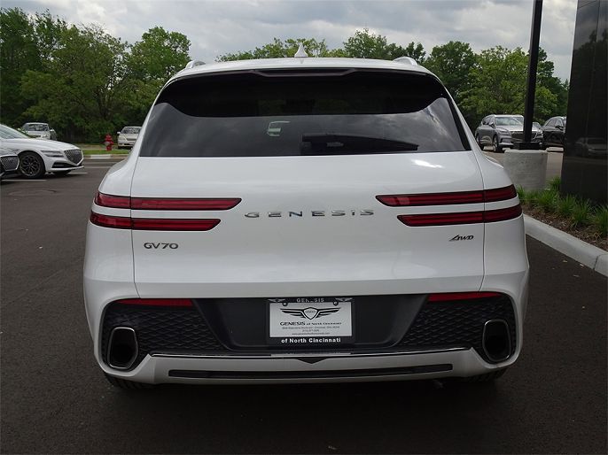 2025 Genesis GV70