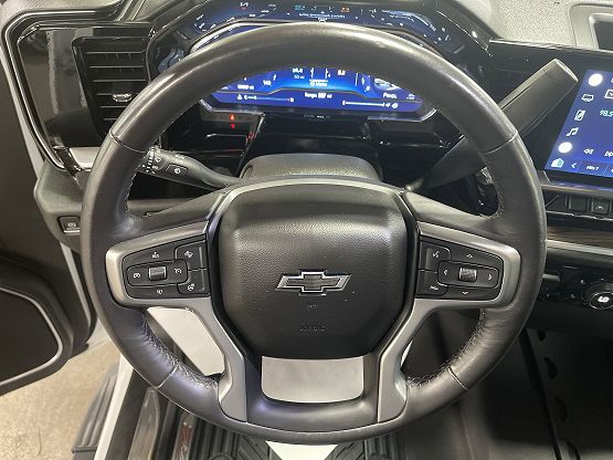 2022 Chevrolet Silverado 1500 RST photo 4