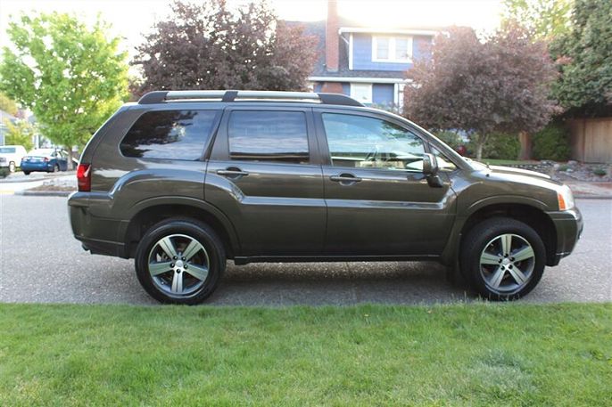 2011 Mitsubishi Endeavor