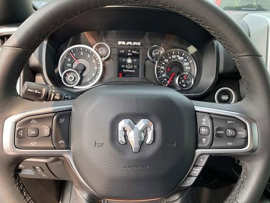 2025 Ram 1500 Big Horn Lone Star photo 11