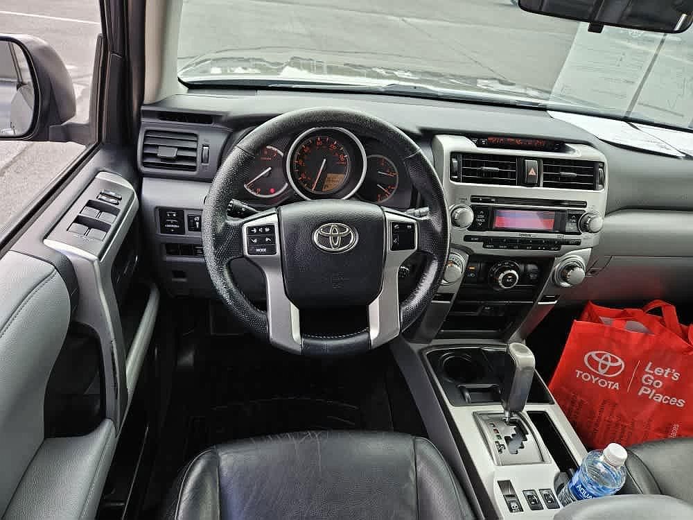 2011 Toyota 4Runner SR5 image 0