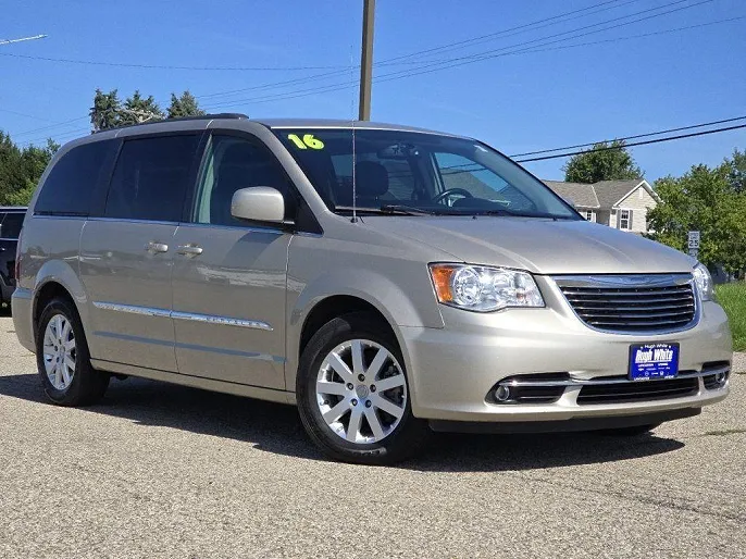 2016 Chrysler Town & Country