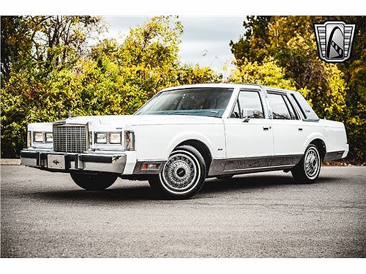 1985 Lincoln Town Car null image 1