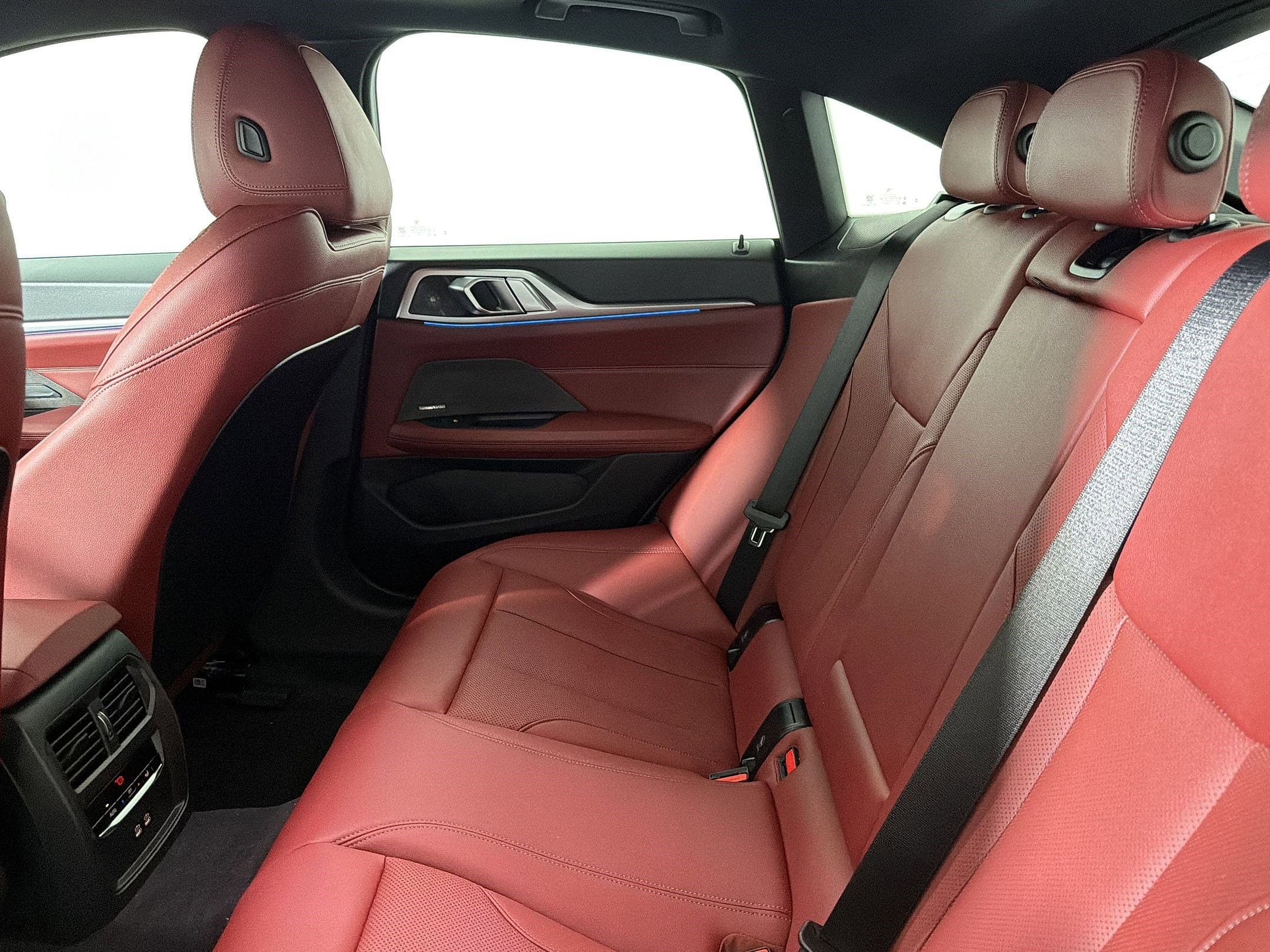 2026 BMW i4