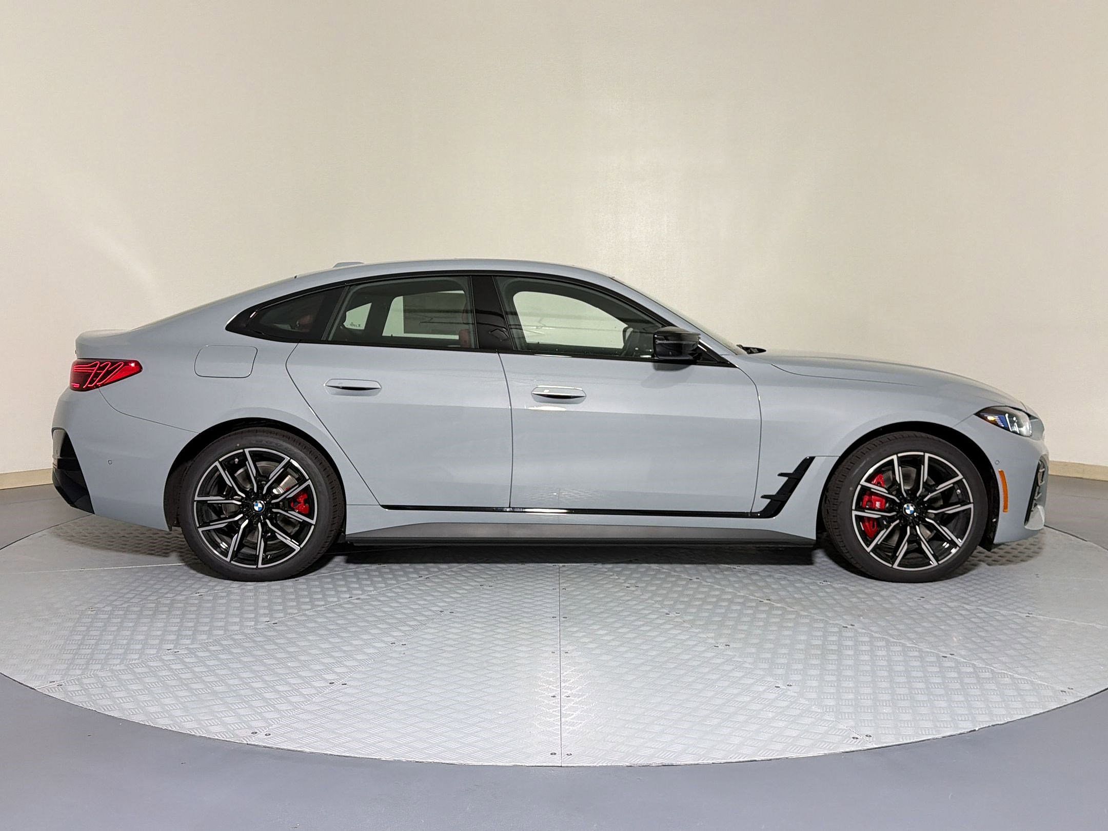 2026 BMW i4