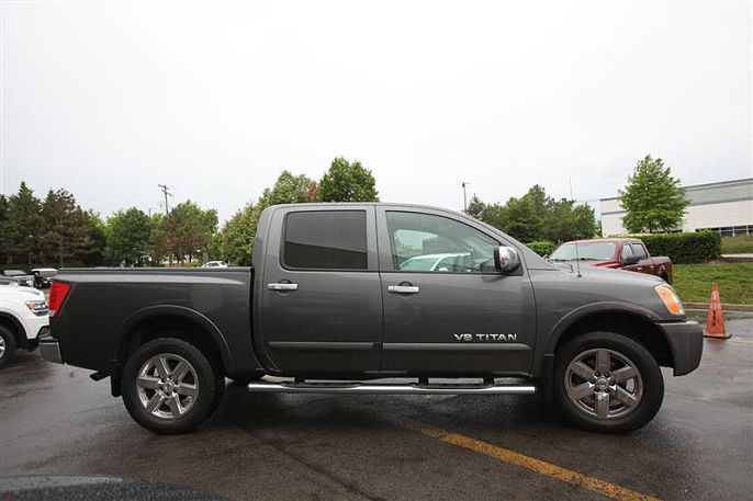 2010 Nissan Titan