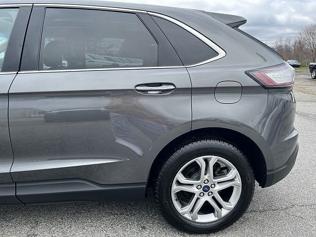 2017 Ford Edge Titanium image 3