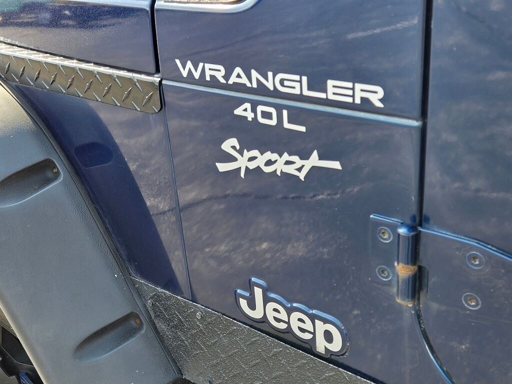 2000 Jeep Wrangler Sport image 12