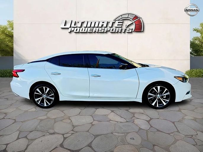 2017 Nissan Maxima