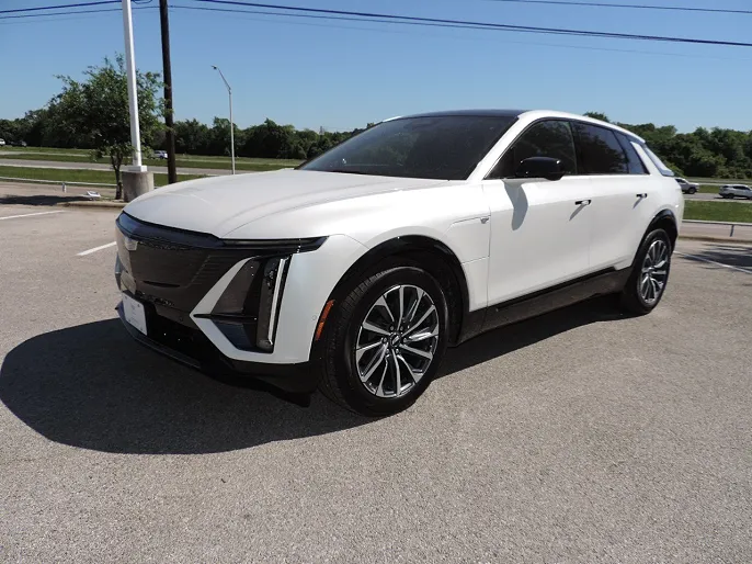 2024 Cadillac Lyriq