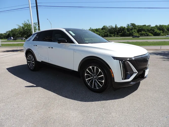2024 Cadillac Lyriq