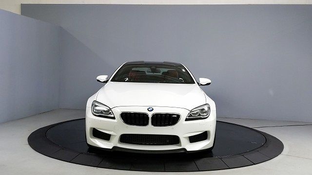 2017 BMW M6 Base image 1