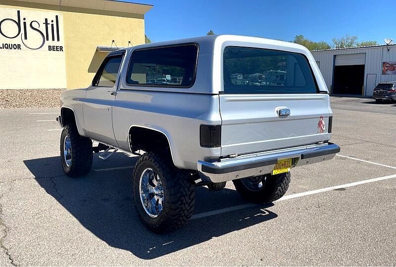 1989 GMC Jimmy null image 1