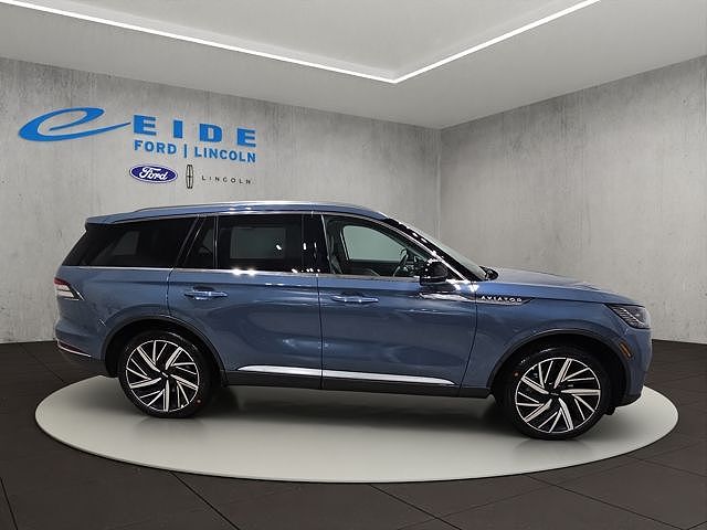 2026 Lincoln Aviator