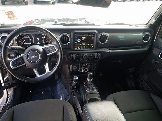 2021 Jeep Gladiator Overland photo 11
