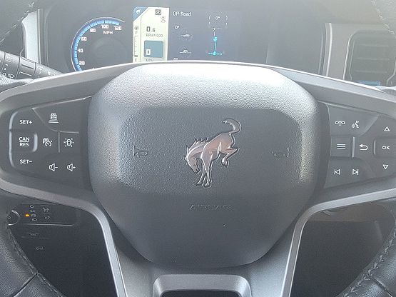2023 Ford Bronco Outer Banks photo 10