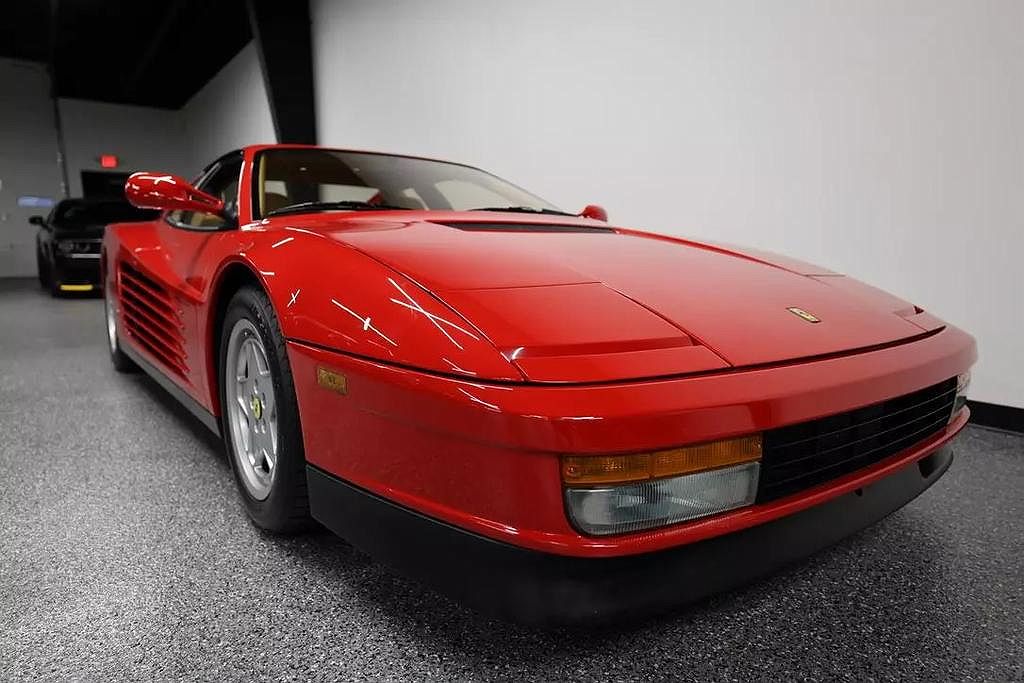 1988 Ferrari Testarossa null image 2