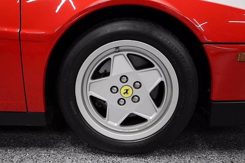 1988 Ferrari Testarossa null image 4