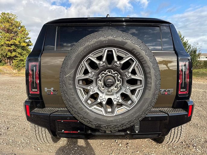 2025 GMC Hummer EV