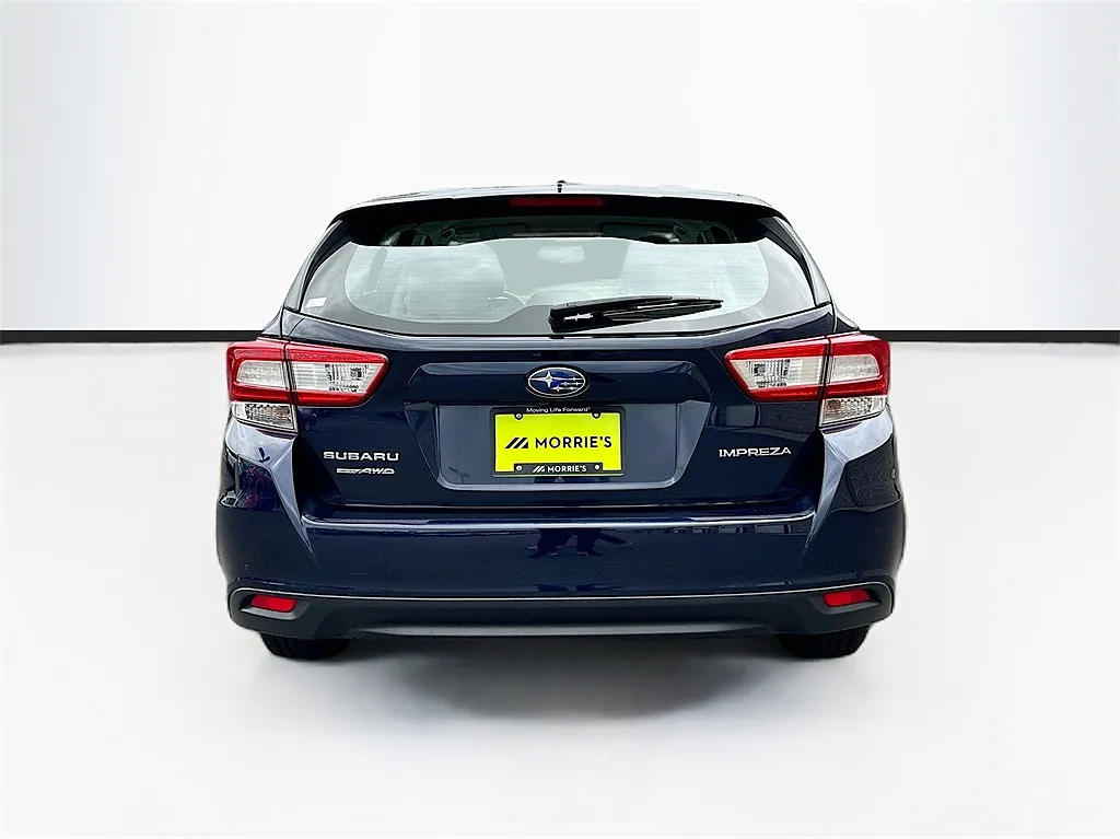 2019 Subaru Impreza 2.0i image 5