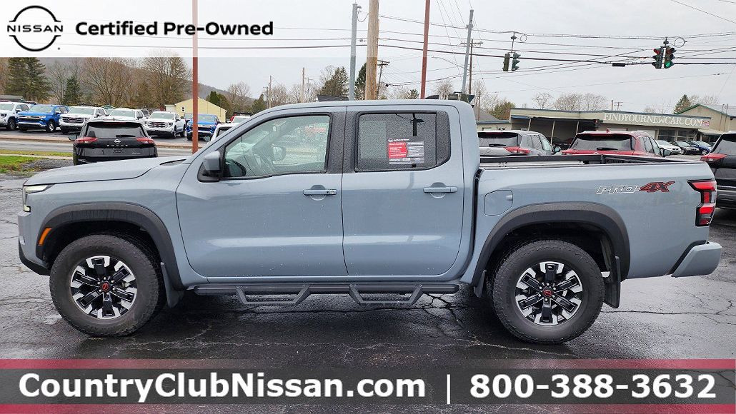 2023 Nissan Frontier PRO-4X image 4