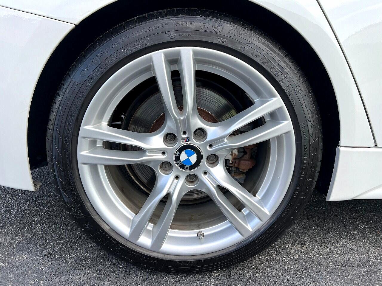 2016 BMW 3 Series 340i xDrive image 13