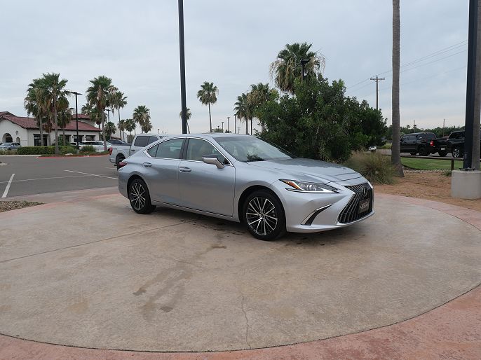 2024 Lexus ES