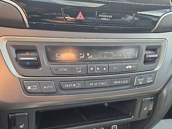 2022 Honda Pilot Special Edition photo 10