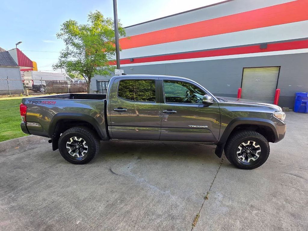 2017 Toyota Tacoma