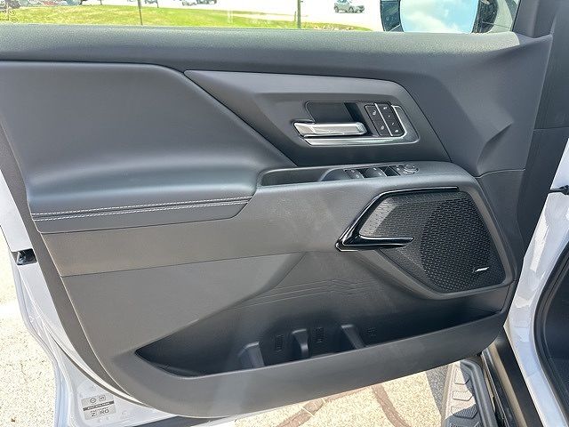 2025 Chevrolet Silverado EV