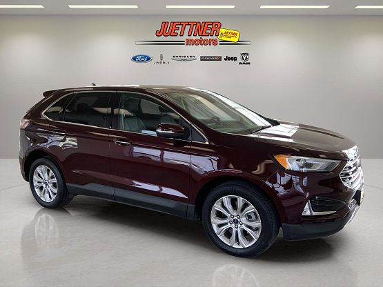 2021 Ford Edge Titanium photo 3