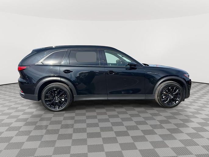 2025 Mazda CX-70