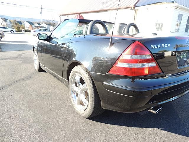 2002 Mercedes-Benz SLK