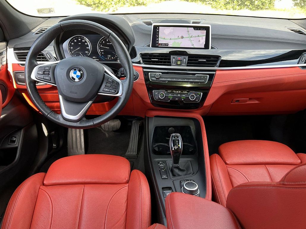 2021 BMW X2 xDrive28i image 1