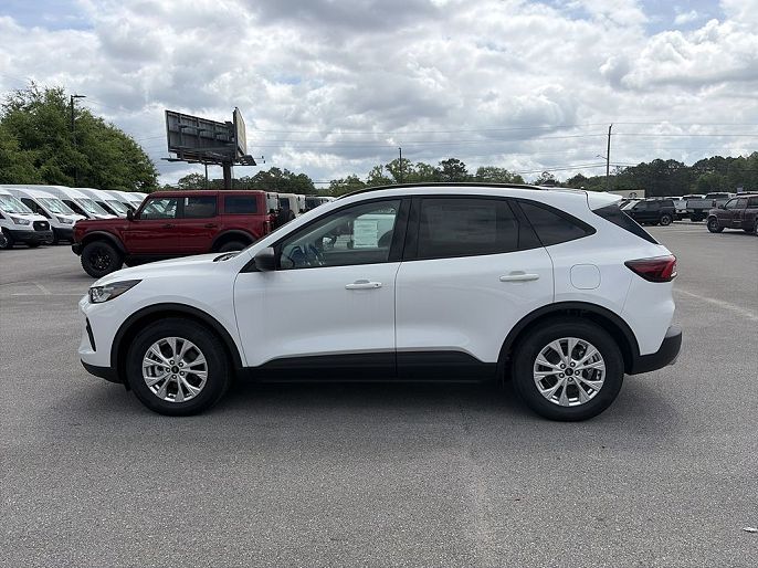 2025 Ford Escape