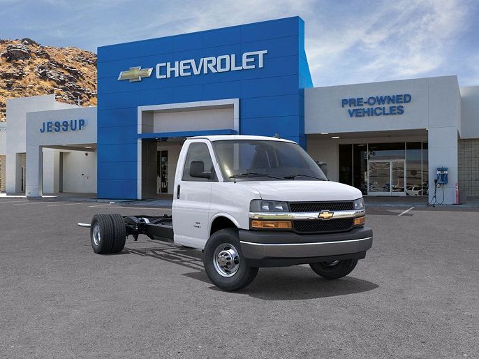 2025 Chevrolet Express