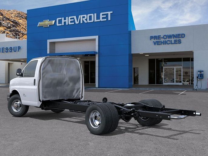 2025 Chevrolet Express