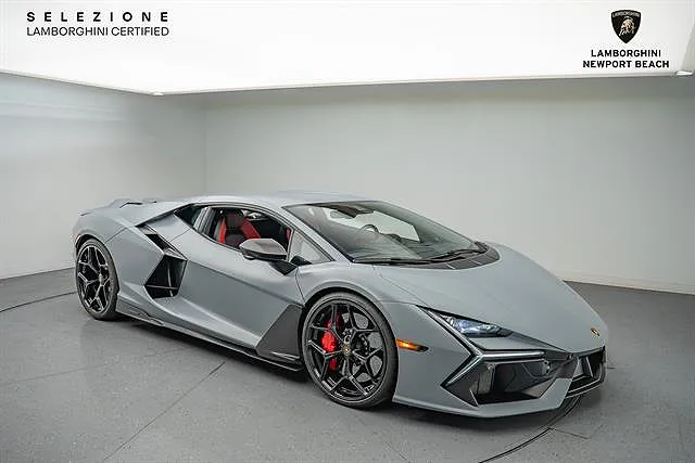 2024 Lamborghini Revuelto