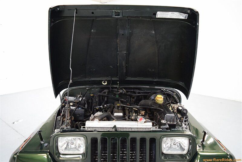 1995 Jeep Wrangler Sahara image 34