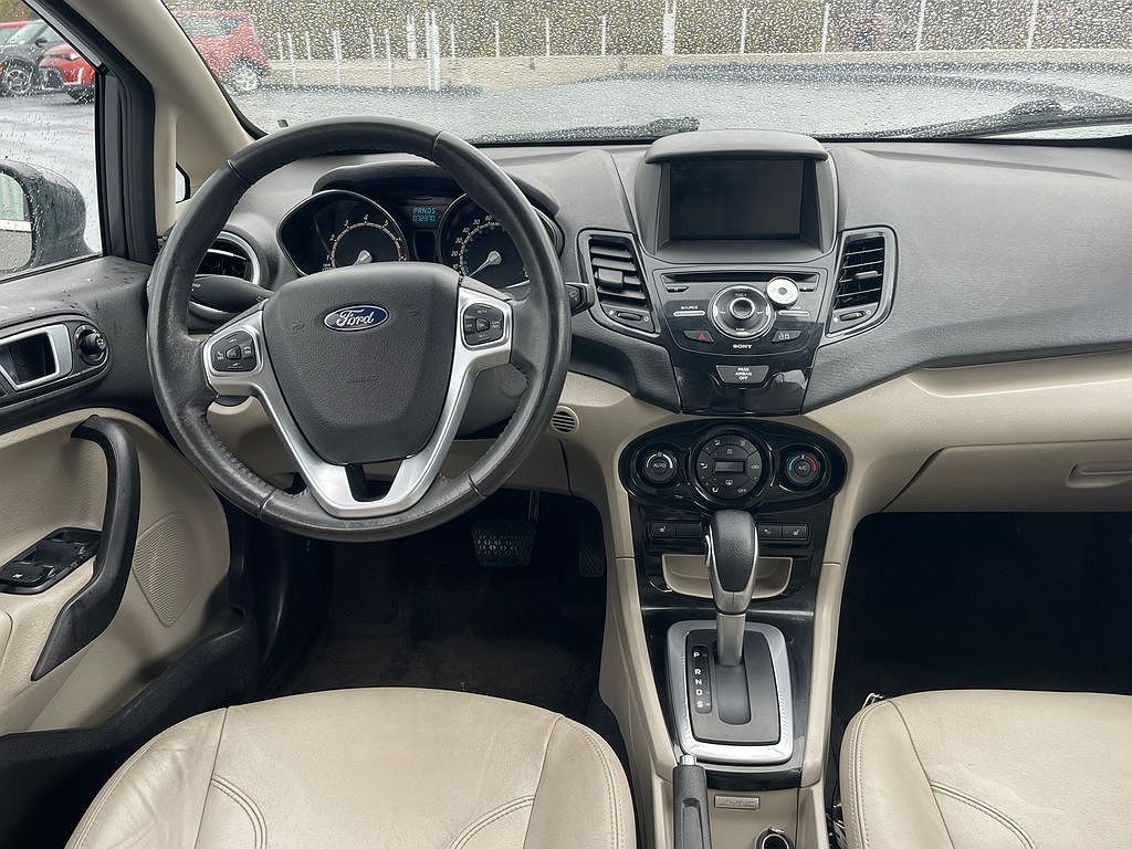 2017 Ford Fiesta Titanium image 14