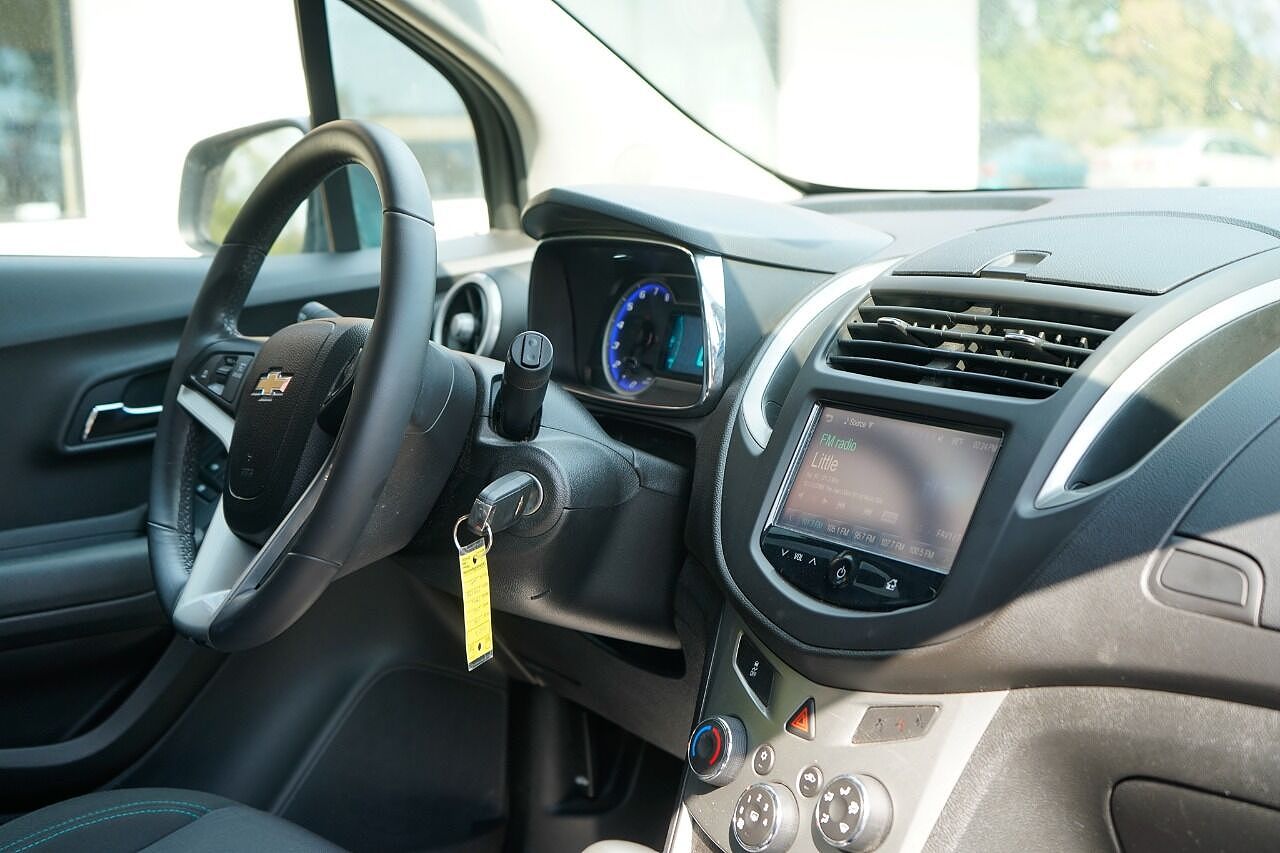 2016 Chevrolet Trax LT image 17