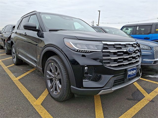 2025 Ford Explorer
