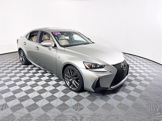 2018 Lexus IS