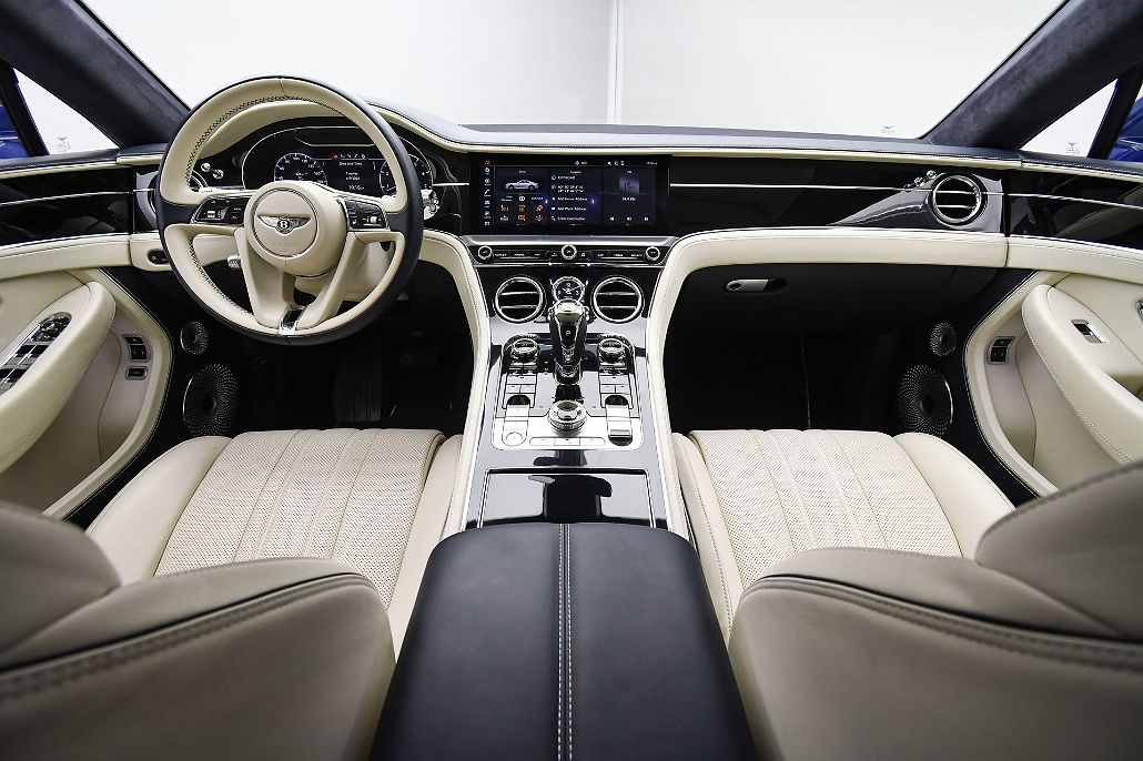 2020 Bentley Continental GT image 3