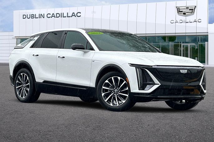 2025 Cadillac Lyriq