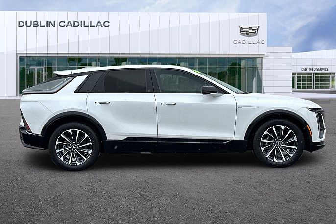 2025 Cadillac Lyriq