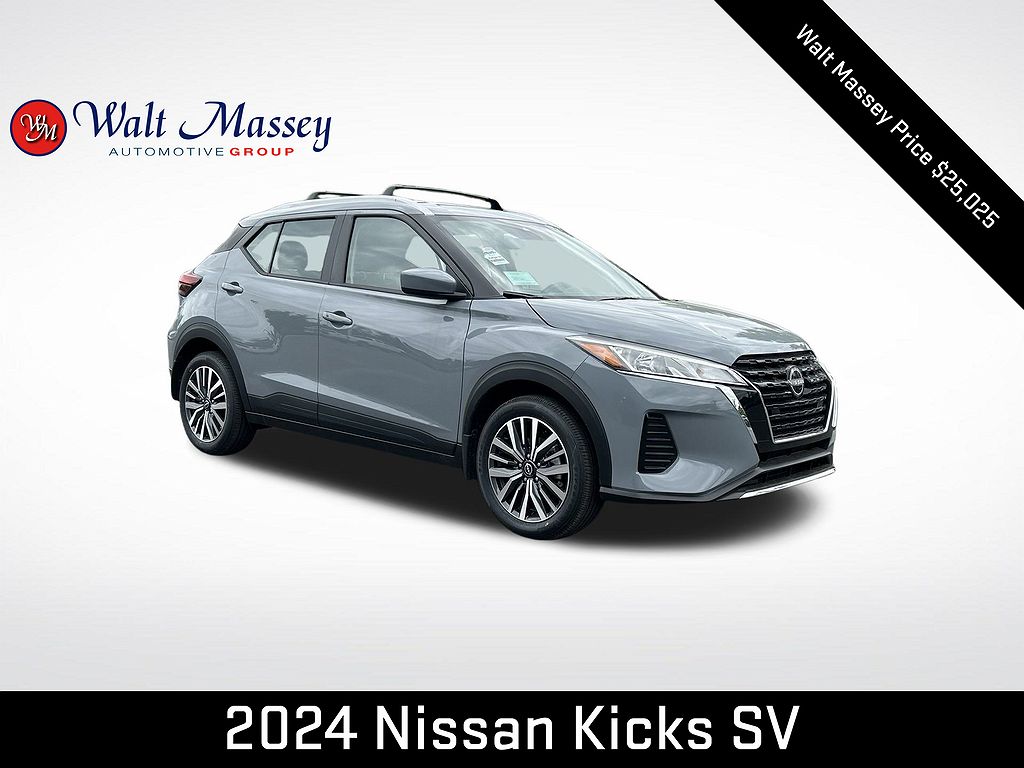 2024 Nissan Kicks SV image 1