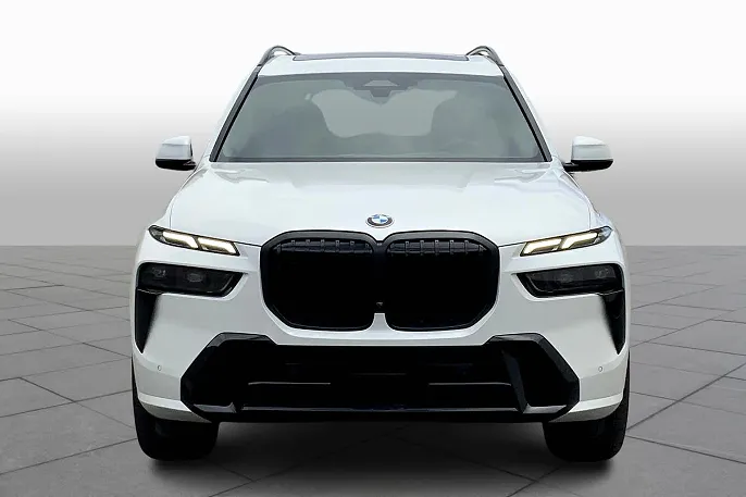 2025 BMW X7
