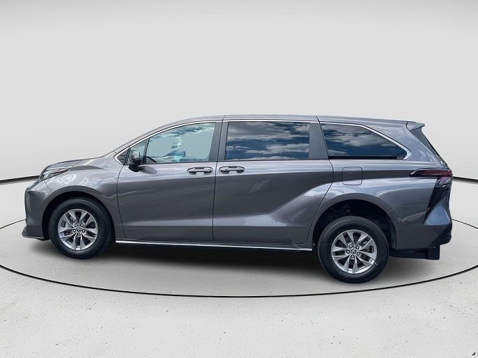 2023 Toyota Sienna