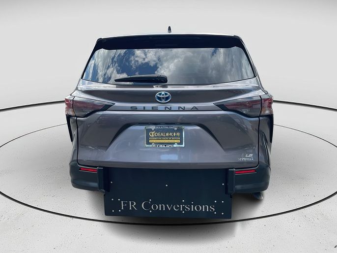 2023 Toyota Sienna